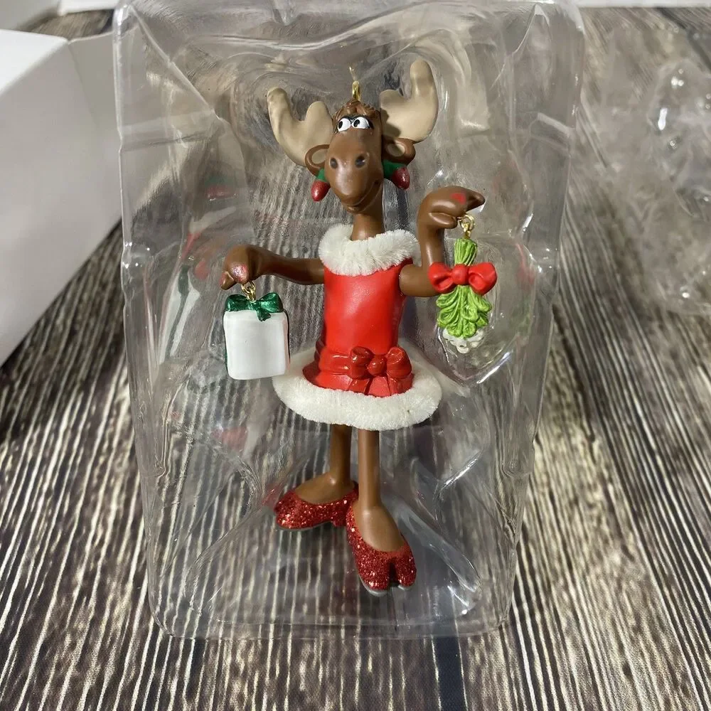 Hallmark Keepsake 'Merry Kiss-Moose' Holiday Tree Ornament 2009 New